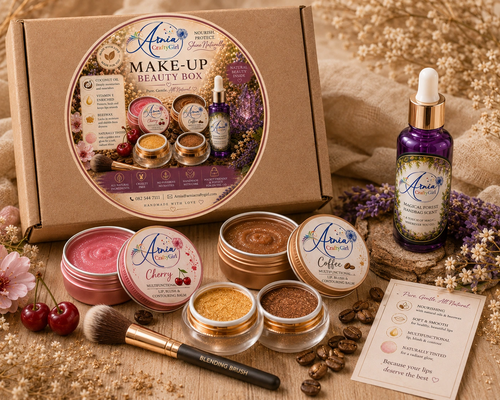 Arnia CraftyGirl Make-Up Beauty Box with Cherry & Coffee Lip Balm, Gold & Golden Brown Eyeshadow, Magical Forest Handbag Scent and Blending Brush
