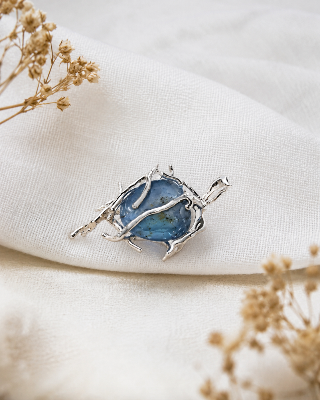 Blue-purple agate elemental pendant